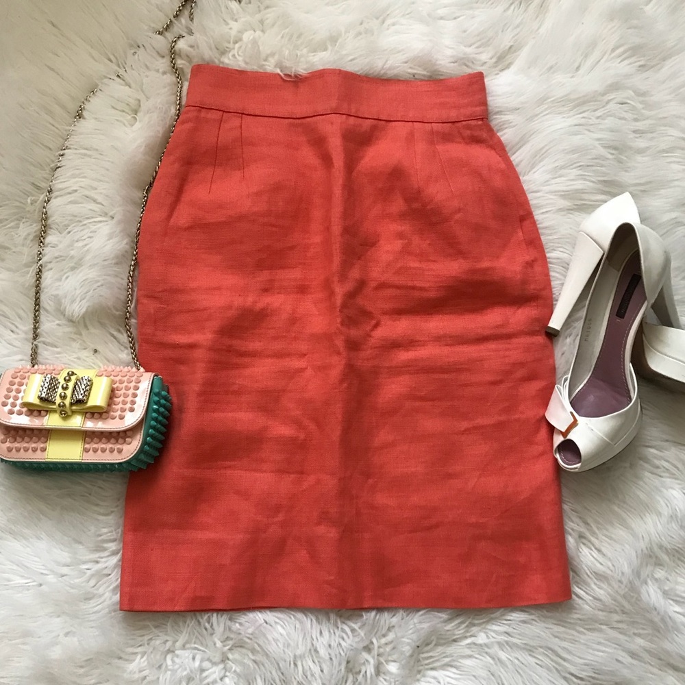 Valentino boutique vintage peach color skirt